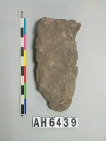 藏品(打製石斧)的圖片